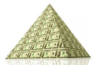 Как заработать на финансовой пирамиде ?